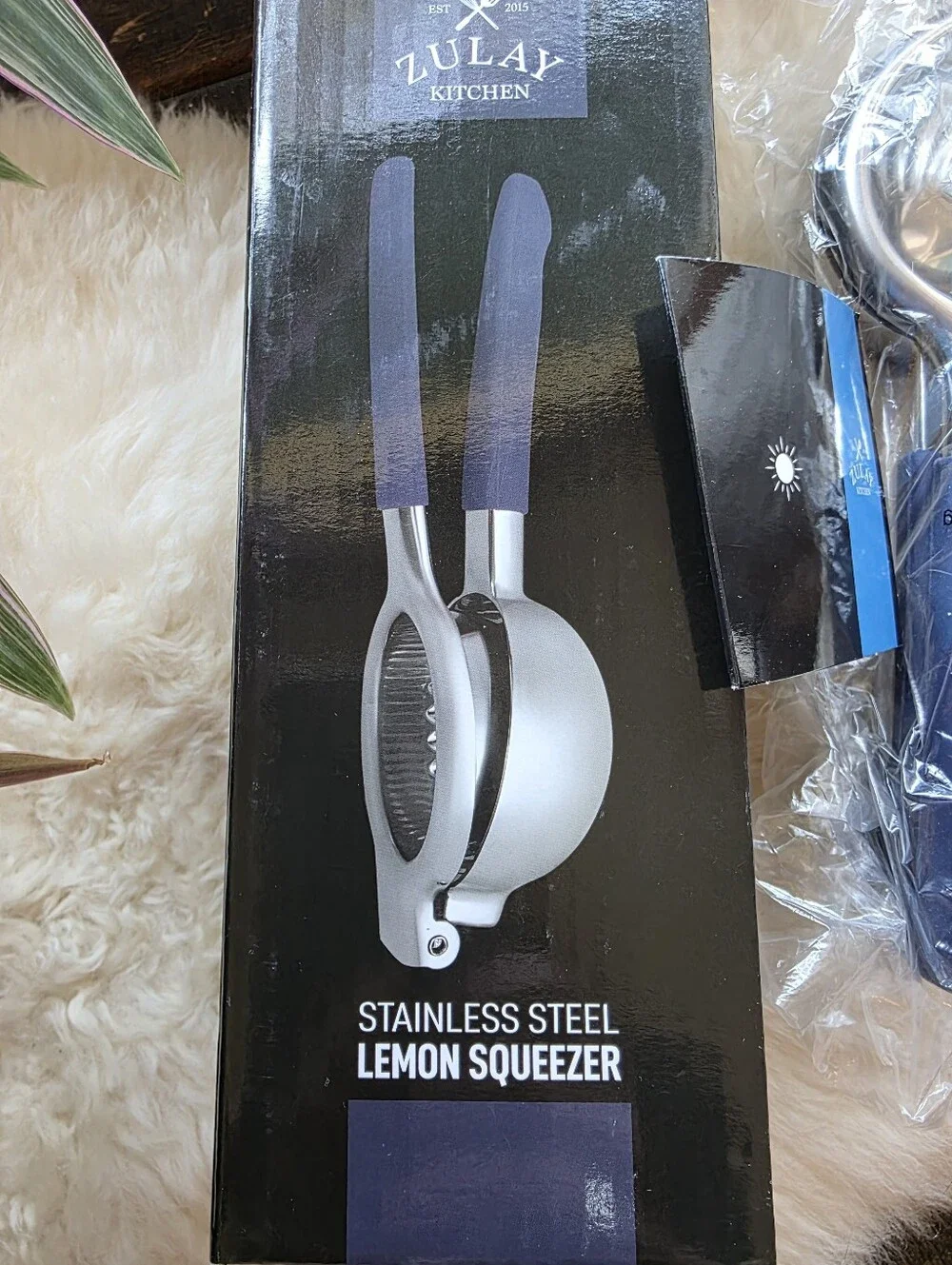 Zulay Kitchen Stainless Steel Lemon Squeezer, Blue Silicone Grips Heavy Duty NIB